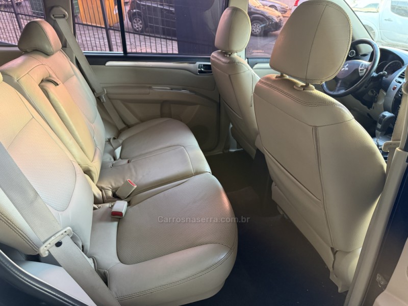 PAJERO DAKAR 3.2 HPE 4X4 7 LUGARES 16V TURBO INTERCOOLER DIESEL 4P AUTOMÁTICO - 2010 - CAXIAS DO SUL