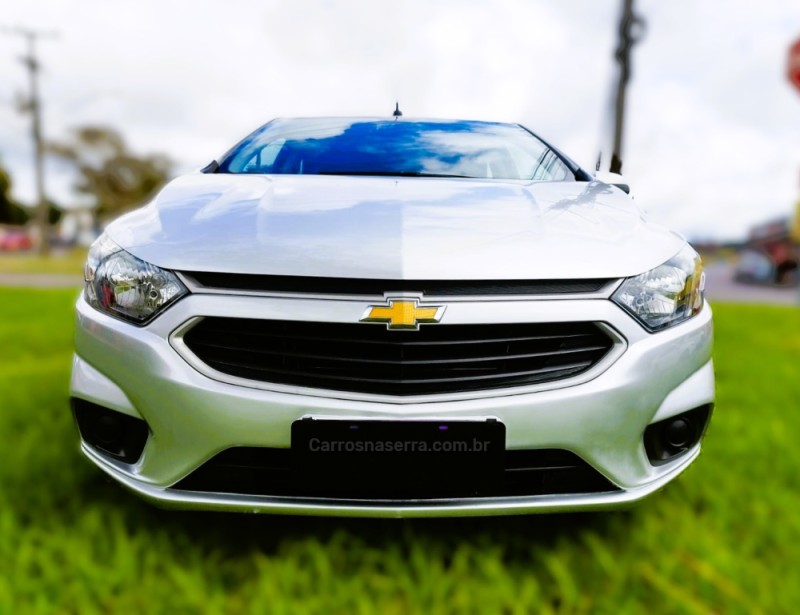 ONIX 1.0 MPFI LT 8V FLEX 4P MANUAL - 2019 - NOVO HAMBURGO