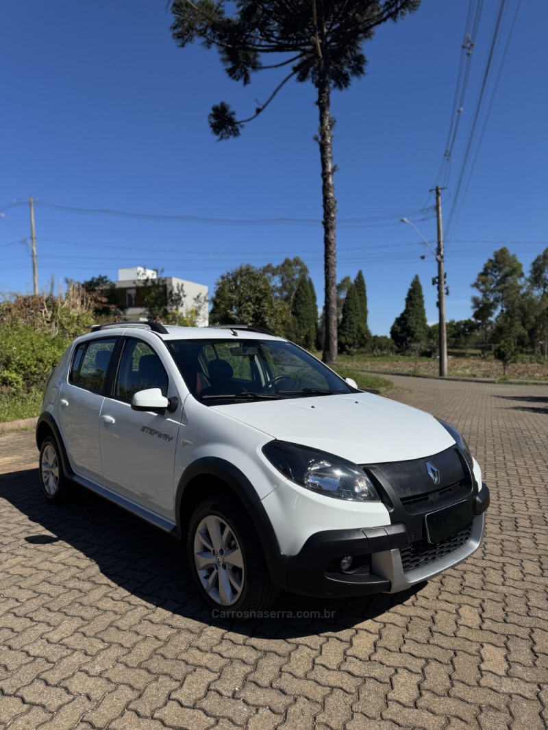 SANDERO 1.6 STEPWAY 16V FLEX 4P MANUAL - 2014 - BENTO GONçALVES