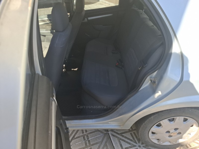 PRISMA 1.4 MPFI MAXX 8V FLEX 4P MANUAL - 2009 - CAXIAS DO SUL