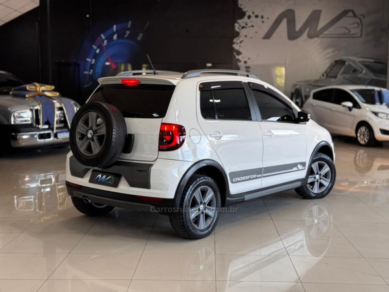 CROSSFOX 1.6 MI FLEX 8V 4P MANUAL - 2012 - ESTâNCIA VELHA