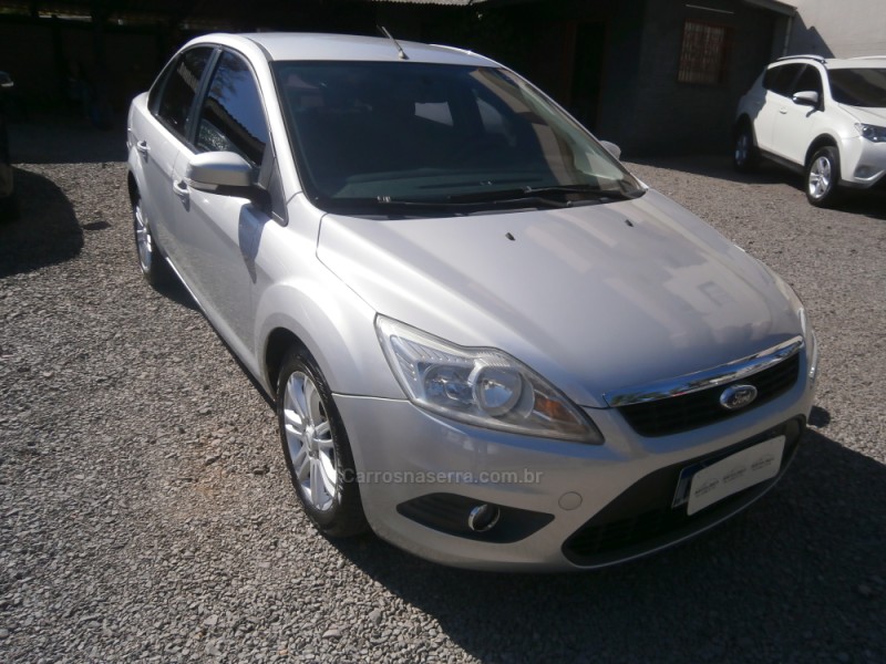 FOCUS 1.6 S SEDAN 16V FLEX 4P MANUAL - 2012 - FARROUPILHA