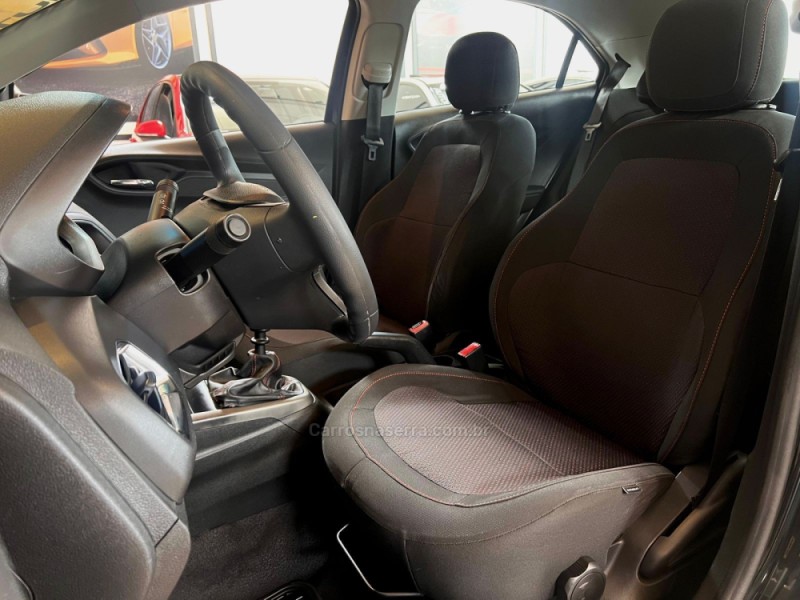 ONIX 1.4 MPFI LTZ 8V FLEX 4P MANUAL - 2016 - CAMPO BOM