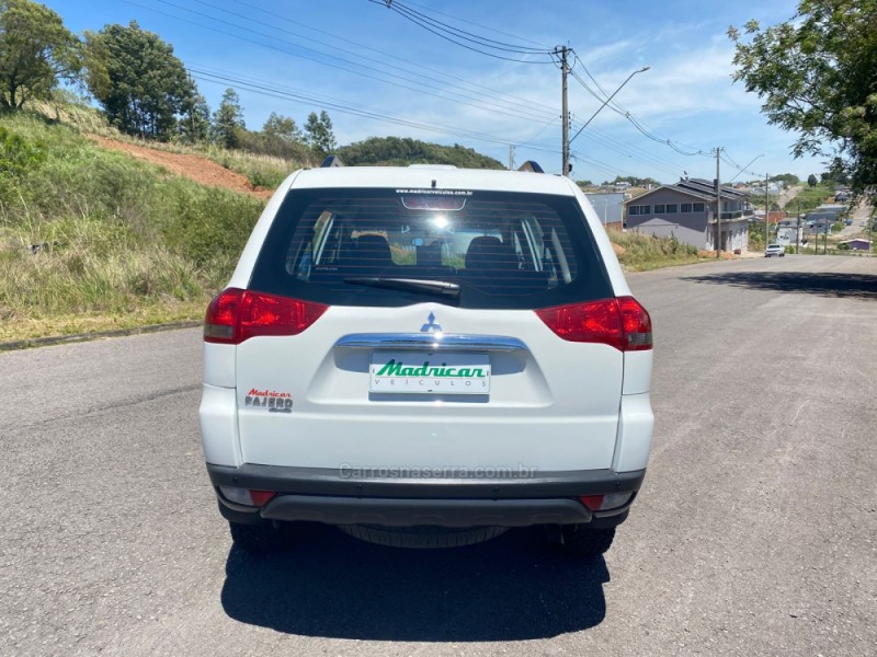 PAJERO 3.2 4X4 16V TURBO INTERCOOLER DIESEL 4P AUTOMÁTICO - 2016 - FLORES DA CUNHA