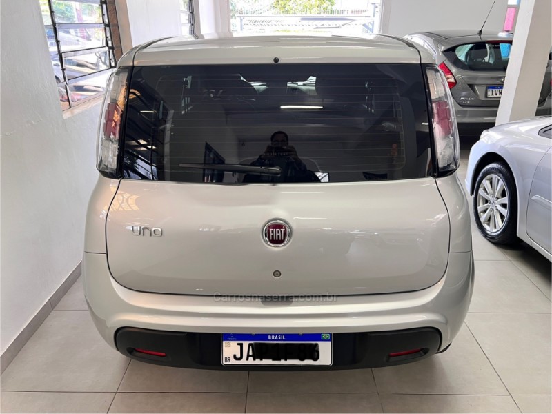 UNO 1.0 EVO ATTRACTIVE 8V FLEX 4P MANUAL - 2021 - CARLOS BARBOSA