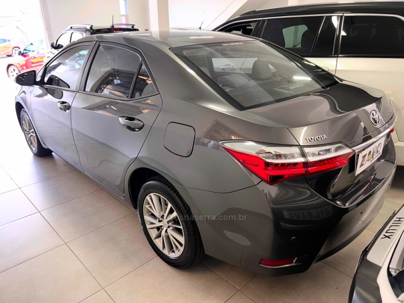 COROLLA 1.8 GLI 16V FLEX 4P AUTOMÁTICO - 2018 - CARLOS BARBOSA