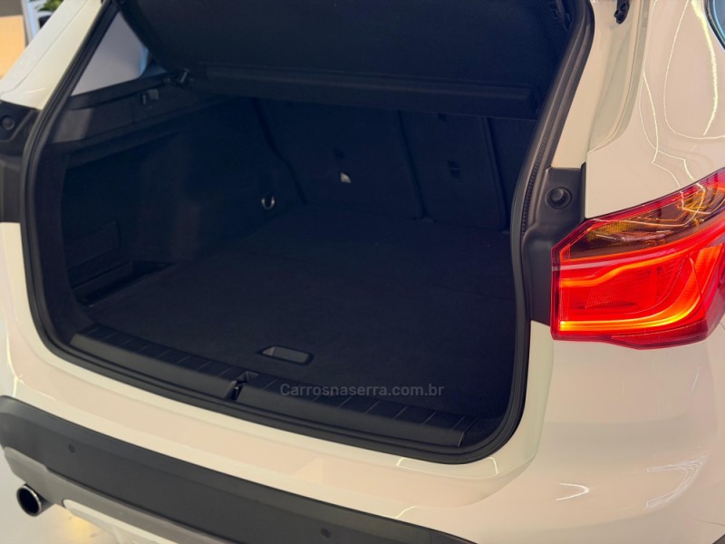 X1 2.0 16V TURBO ACTIVEFLEX XDRIVE25I SPORT 4P AUTOMÁTICO - 2016 - CARLOS BARBOSA