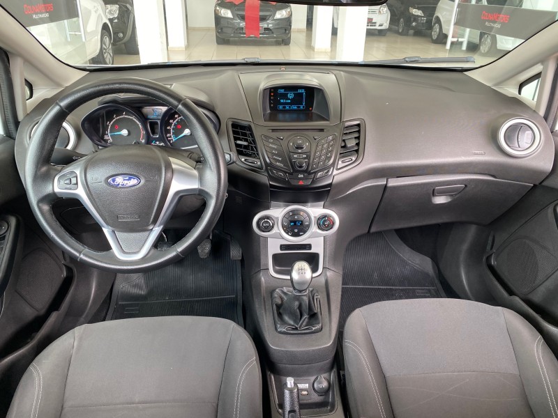 FIESTA 1.6 SE HATCH 16V FLEX 4P MANUAL - 2014 - CAXIAS DO SUL