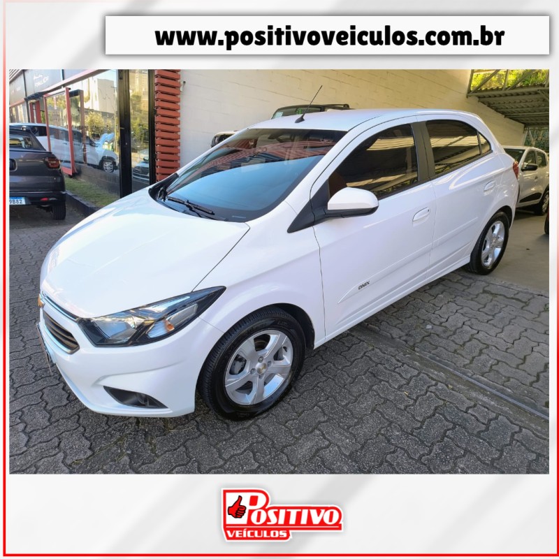 ONIX 1.4 MPFI LT 8V FLEX 4P MANUAL - 2019 - CAXIAS DO SUL