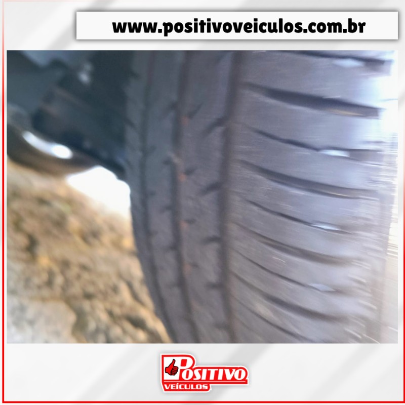 ONIX 1.4 MPFI LT 8V FLEX 4P MANUAL - 2019 - CAXIAS DO SUL