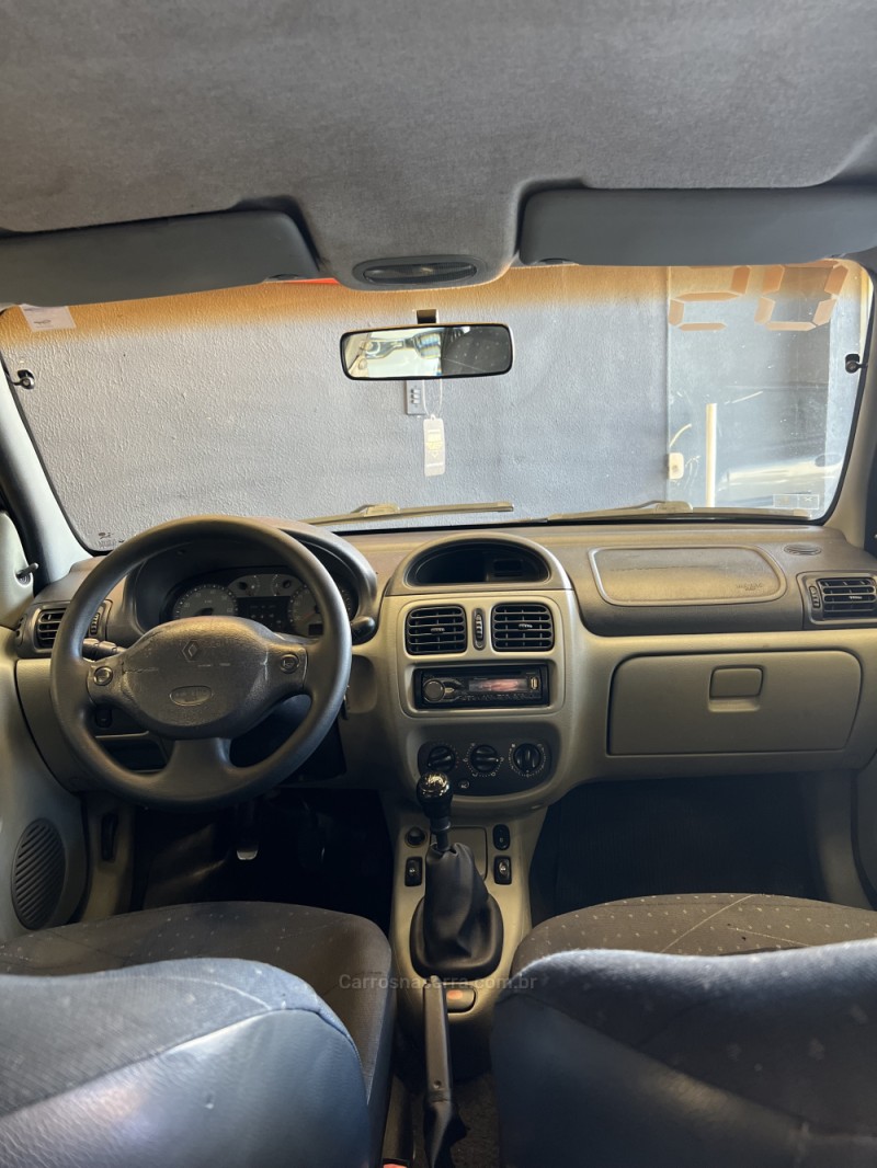 CLIO 1.0 AUTHENTIQUE 16V FLEX 2P MANUAL - 2005 - CAXIAS DO SUL