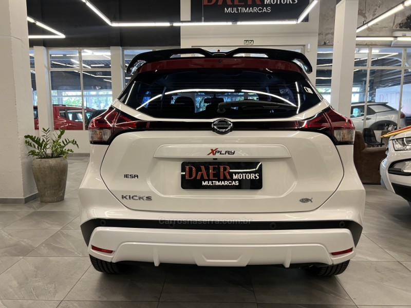 KICKS 1.6 XPLAY 16V FLEX 4P AUTOMÁTICO - 2022 - NOVO HAMBURGO
