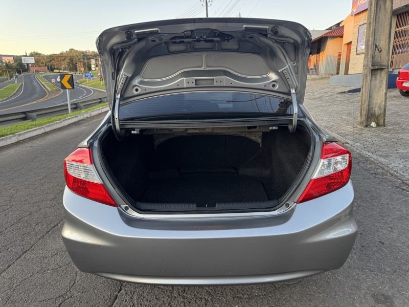 CIVIC 1.8 LXL 16V FLEX 4P MANUAL - 2013 - DOIS IRMãOS