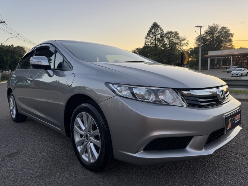 CIVIC 1.8 LXL 16V FLEX 4P MANUAL - 2013 - DOIS IRMãOS