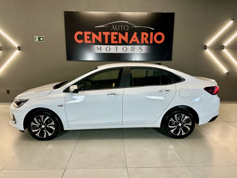 ONIX 1.0	PREMIER II PLUS 12V TURBO FLEX 4P AUTOMÁTICO - 2023 - SAPIRANGA