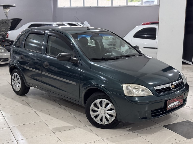 corsa 1.0 mpfi joy 8v gasolina 4p manual 2005 caxias do sul