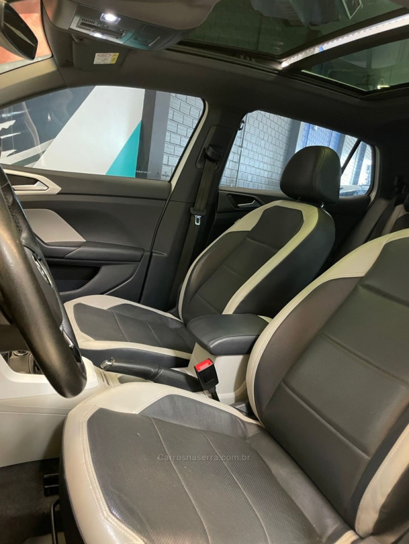T-CROSS 1.4 HIGHLINE TSI 16V FLEX 4P AUTOMÁTICO - 2020 - NOVO HAMBURGO