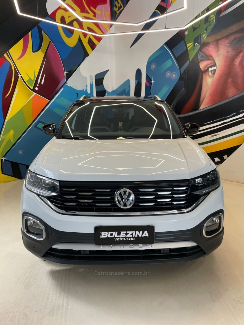 T-CROSS 1.4 HIGHLINE TSI 16V FLEX 4P AUTOMÁTICO - 2020 - NOVO HAMBURGO