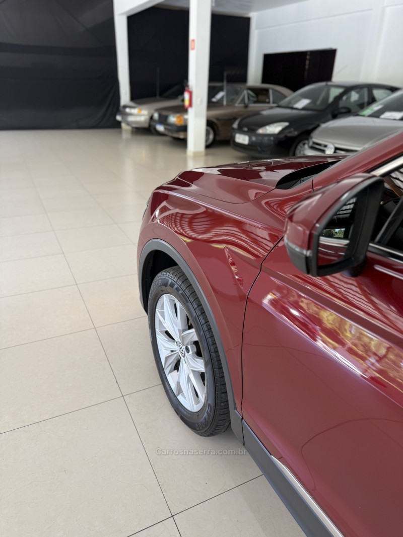 TIGUAN 1.4 ALLSPACE COMFORT 250 TSI FLEX 4P - 2018 - FARROUPILHA