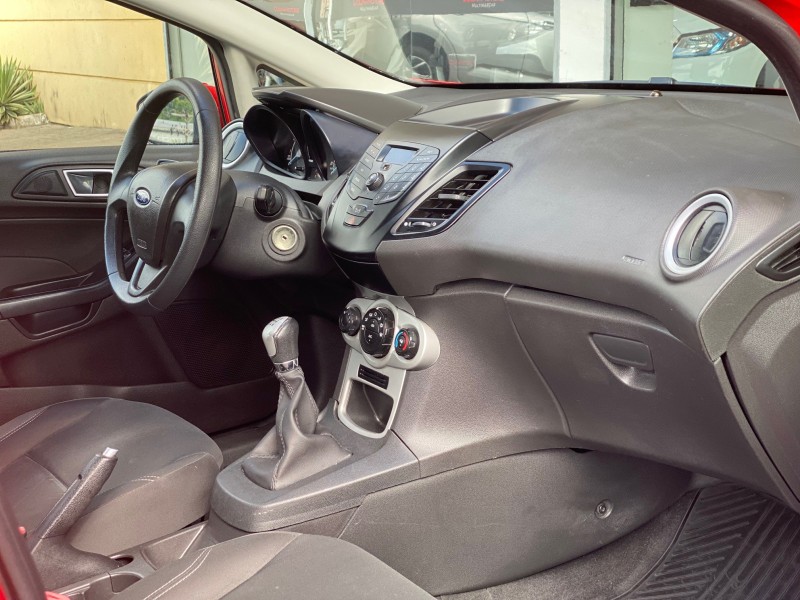 FIESTA 1.5 SE HATCH 16V FLEX 4P MANUAL - 2015 - CAXIAS DO SUL