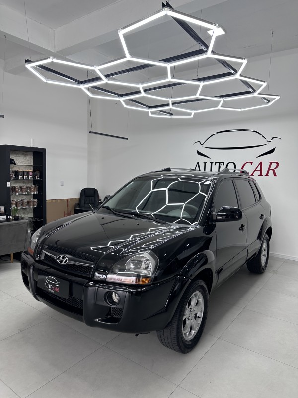 TUCSON 2.0 MPFI GLS TOP 16V 143CV 2WD FLEX 4P AUTOMÁTICO - 2015 - CAXIAS DO SUL