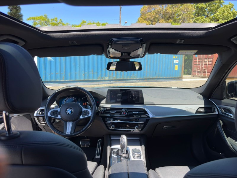 530I 2.0 M SPORT 16V TURBO GASOLINA 4P AUTOMÁTICO - 2017 - FARROUPILHA