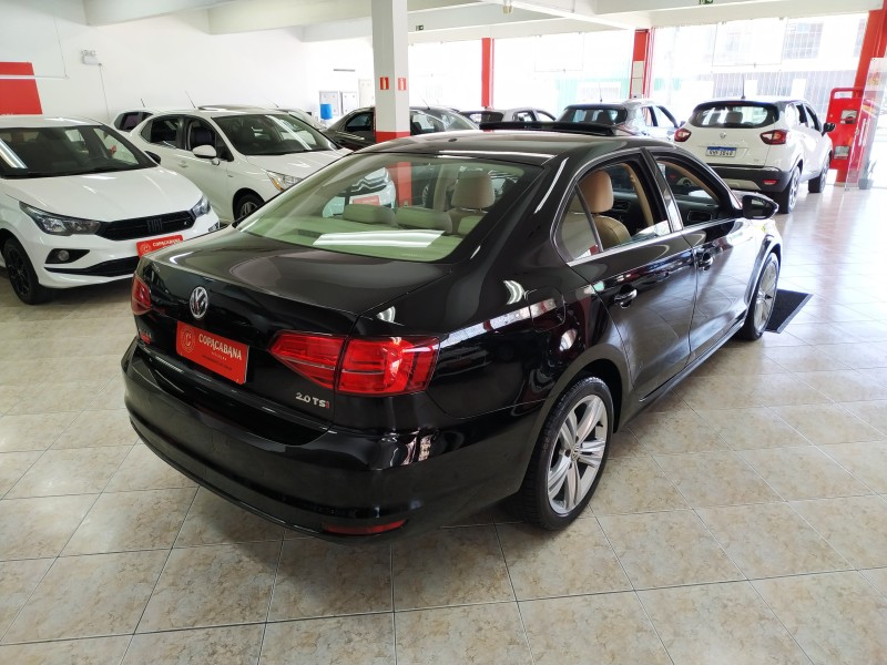 JETTA 2.0 TSI HIGHLINE 211CV GASOLINA 4P DSG - 2017 - CAXIAS DO SUL