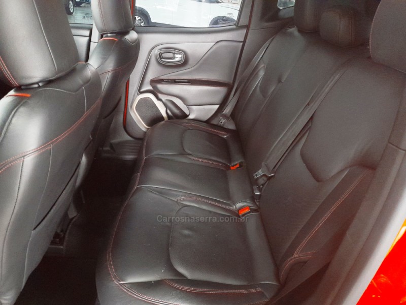 RENEGADE 1.8 16V FLEX SPORT 4P AUTOMÁTICO - 2016 - CAXIAS DO SUL