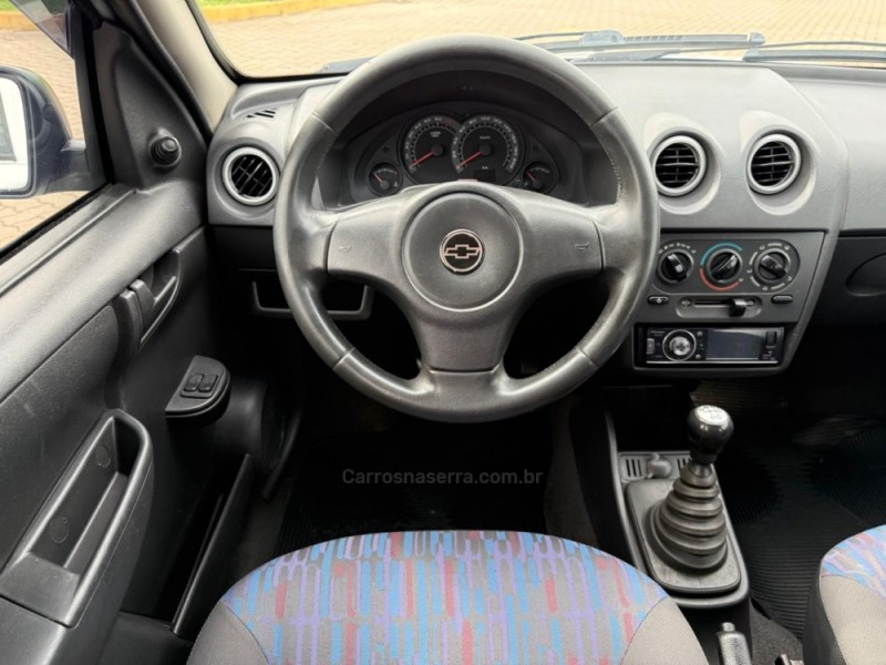CELTA 1.0 MPFI SPIRIT 8V FLEX 4P MANUAL - 2011 - IVOTI