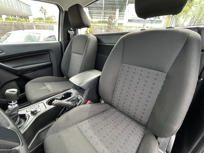 RANGER 2.2 XL 4X4 CS 16V DIESEL 2P MANUAL - 2023 - FARROUPILHA