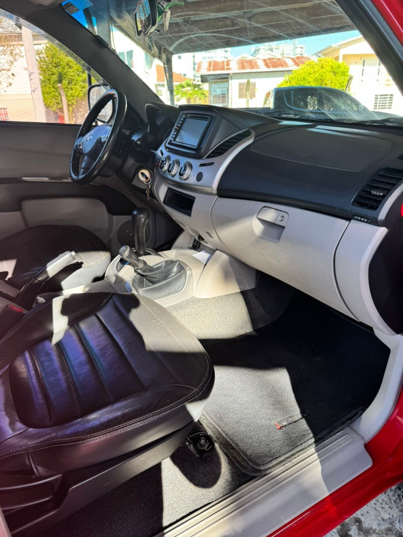L200 TRITON 3.2 HPE 4X4 CD 16V TURBO INTERCOOLER DIESEL 4P AUTOMÁTICO - 2013 - CAXIAS DO SUL