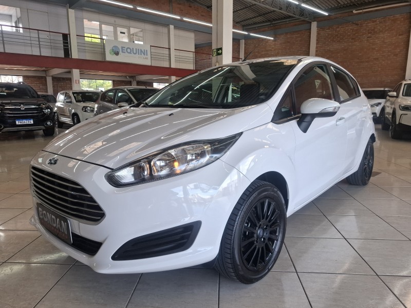 FIESTA 1.6 SE HATCH 16V FLEX 4P MANUAL - 2017 - FARROUPILHA