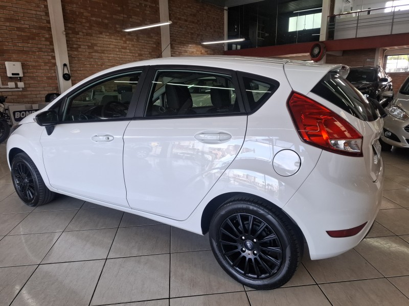 FIESTA 1.6 SE HATCH 16V FLEX 4P MANUAL - 2017 - FARROUPILHA