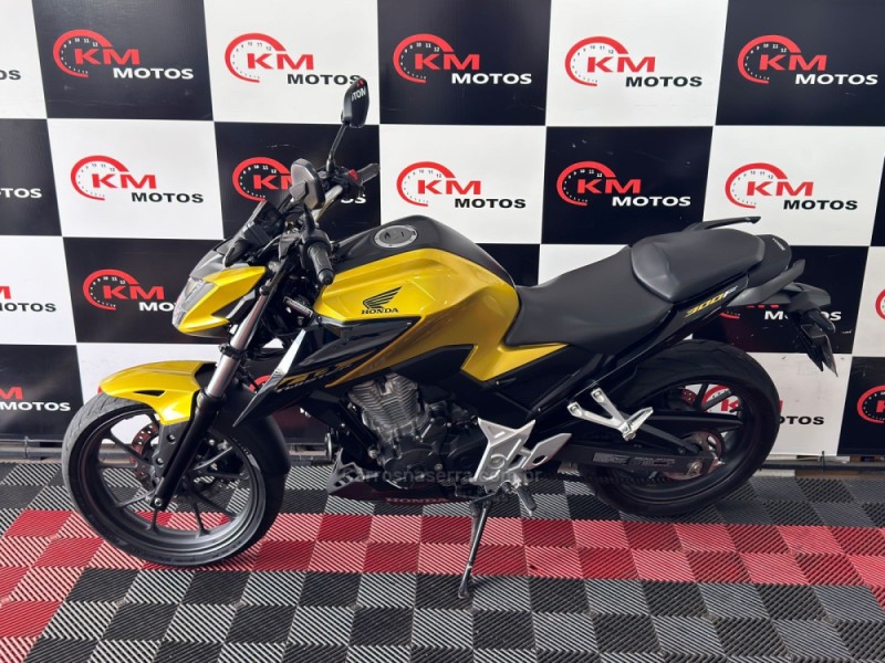 CB 300F TWISTER ABS - 2023 - PORTãO