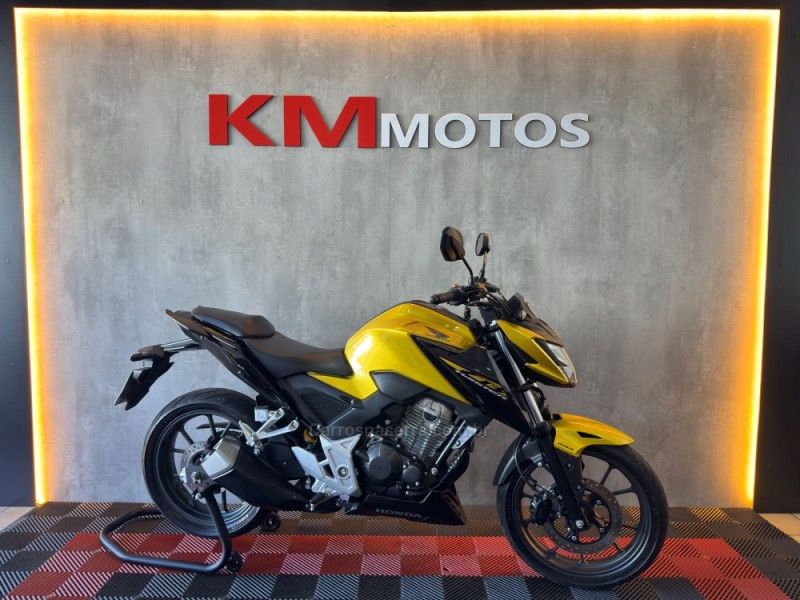 cb 300f twister abs 2023 portao