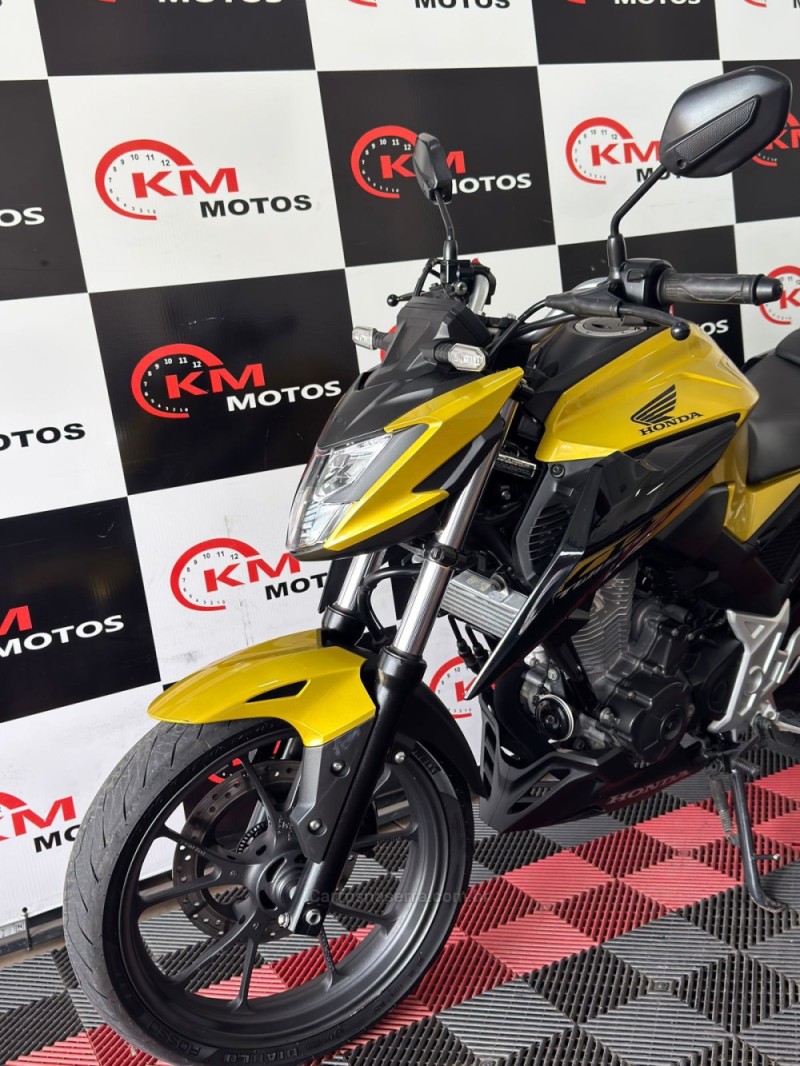 CB 300F TWISTER ABS - 2023 - PORTãO