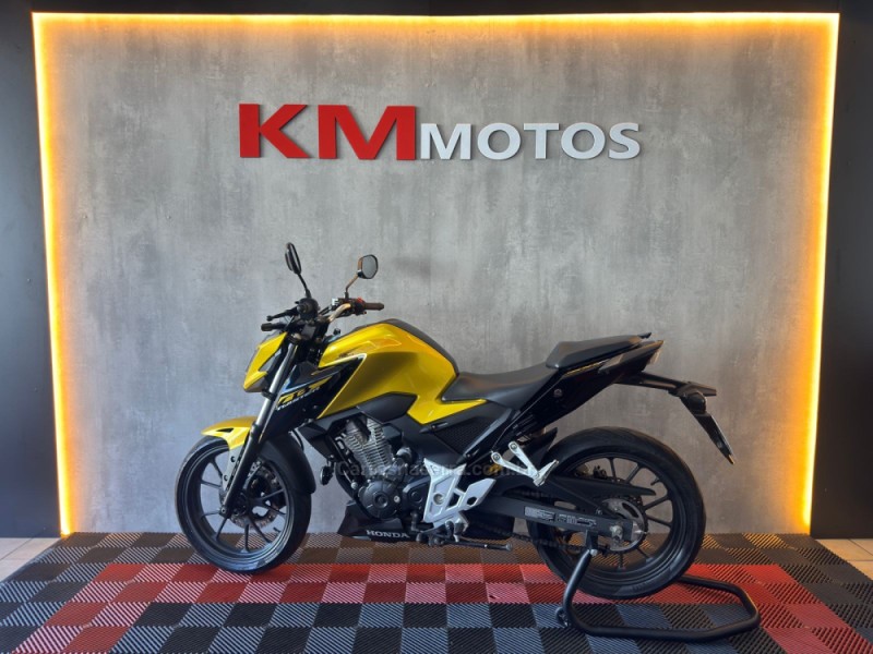 CB 300F TWISTER ABS - 2023 - PORTãO