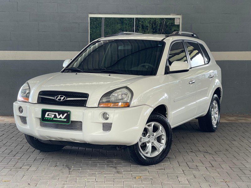 tucson 2.0 mpfi gls 16v 143cv 2wd flex 4p automatico 2016 caxias do sul