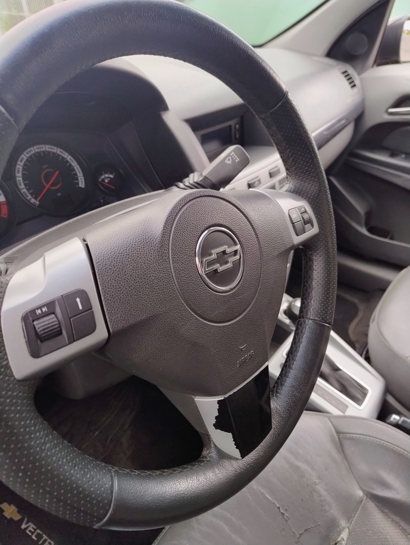 VECTRA 2.0 MPFI COLLECTION 8V FLEX 4P AUTOMÁTICO - 2011 - CAMPO BOM