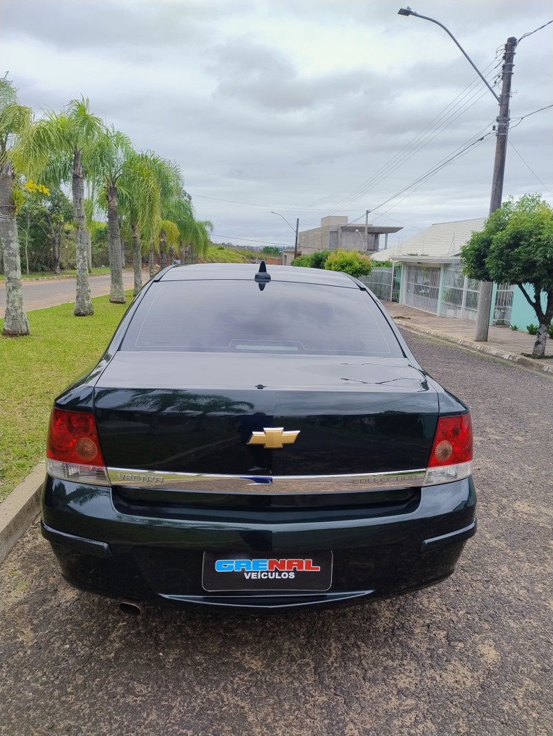 VECTRA 2.0 MPFI COLLECTION 8V FLEX 4P AUTOMÁTICO - 2011 - CAMPO BOM