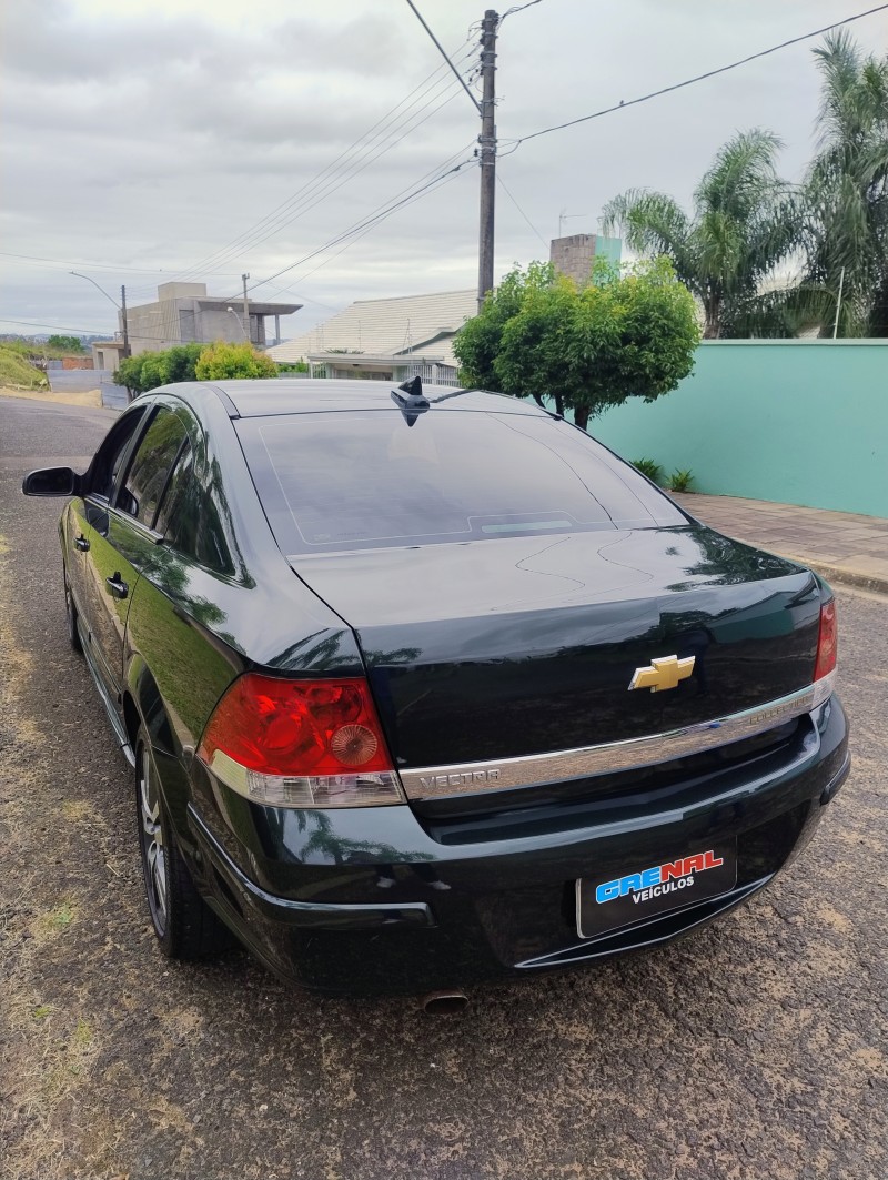 VECTRA 2.0 MPFI COLLECTION 8V FLEX 4P AUTOMÁTICO - 2011 - CAMPO BOM
