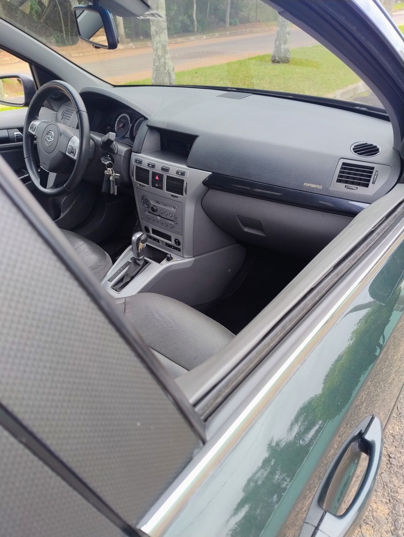 VECTRA 2.0 MPFI COLLECTION 8V FLEX 4P AUTOMÁTICO - 2011 - CAMPO BOM