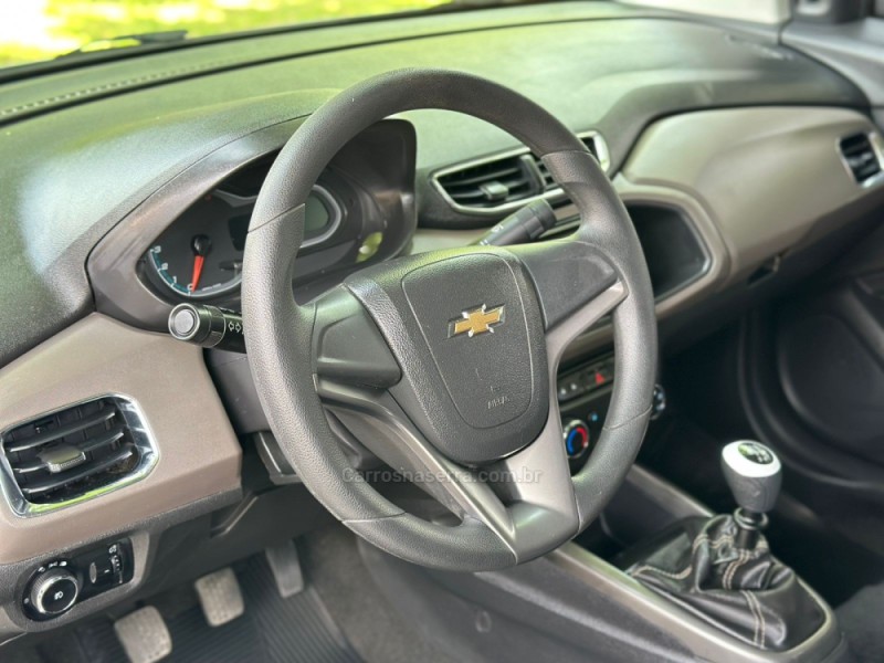 PRISMA 1.4 MPFI LT 8V FLEX 4P MANUAL - 2013 - DOIS IRMãOS