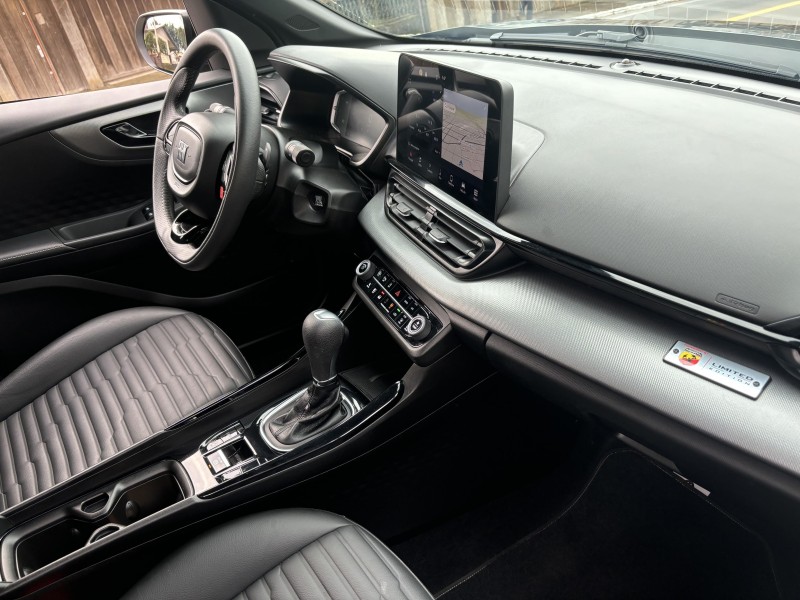 FASTBACK 1.3 LIMITED EDITION 270 TURBO FLEX 4P AUTOMÁTICO - 2023 - FARROUPILHA