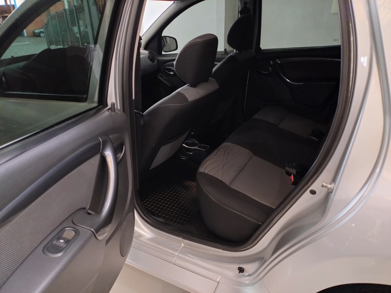 DUSTER 1.6 DYNAMIQUE 4X2 16V FLEX 4P MANUAL - 2013 - BENTO GONçALVES