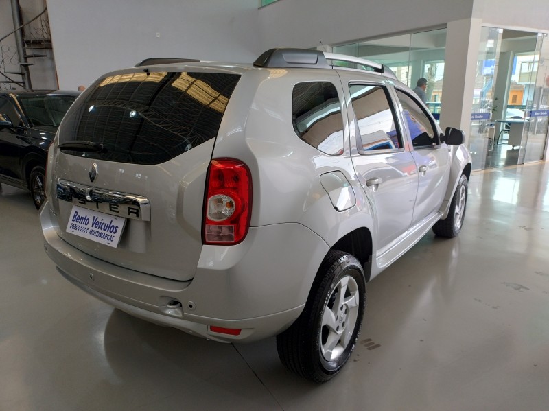 DUSTER 1.6 DYNAMIQUE 4X2 16V FLEX 4P MANUAL - 2013 - BENTO GONçALVES