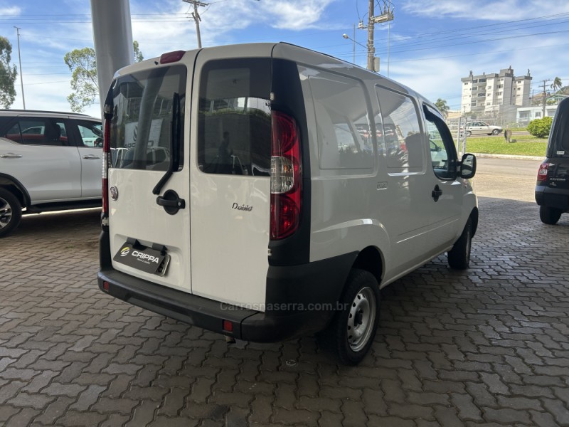 DOBLÓ 1.8 MPI CARGO 8V GASOLINA 4P MANUAL - 2013 - FARROUPILHA