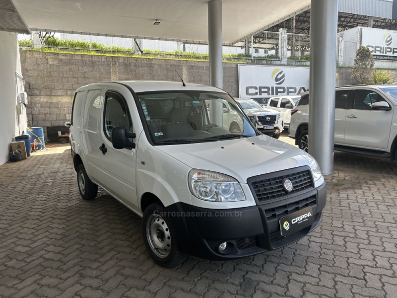 DOBLÓ 1.8 MPI CARGO 8V GASOLINA 4P MANUAL - 2013 - FARROUPILHA