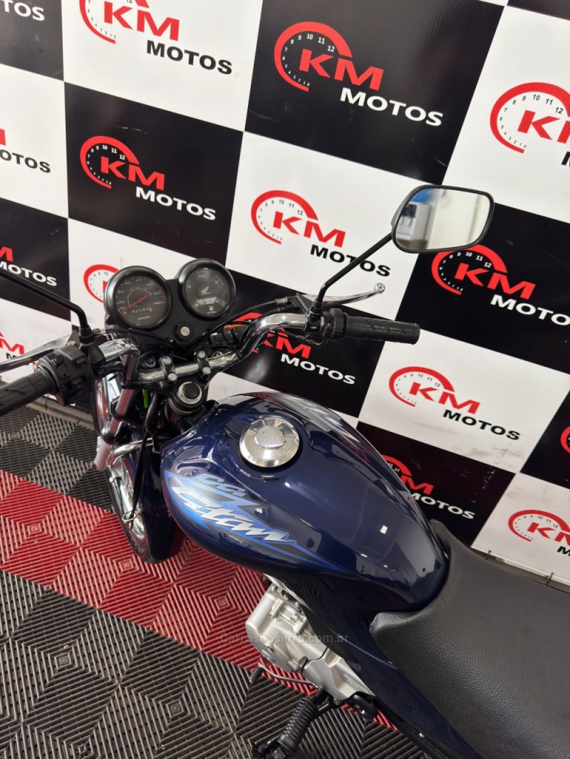 CG 125 TITAN KS - 2004 - PORTãO