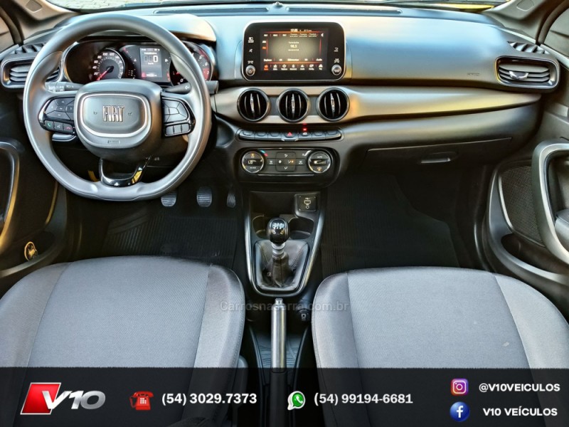 CRONOS 1.3 FIREFLY DRIVE S-DESIGN FLEX 4P MANUAL - 2023 - CAXIAS DO SUL